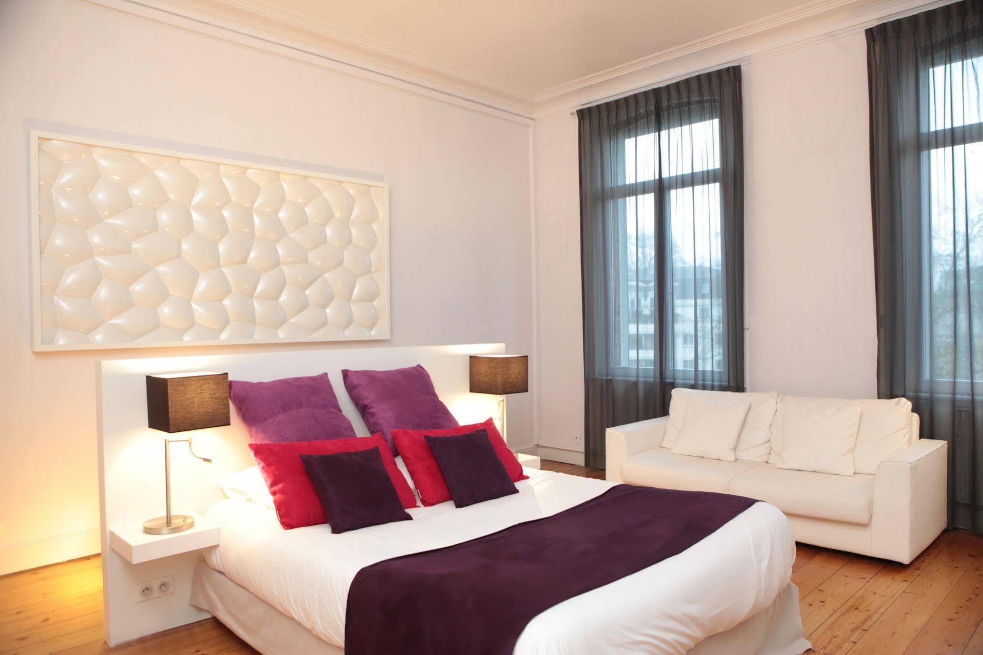 L'Esplanade Lille Bed & Breakfast Exterior photo